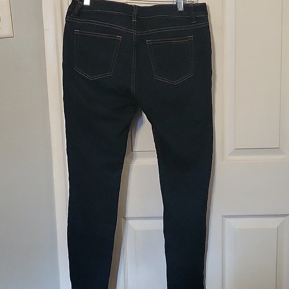 EUC Michael Kors Dark Wash Skinny Jeans